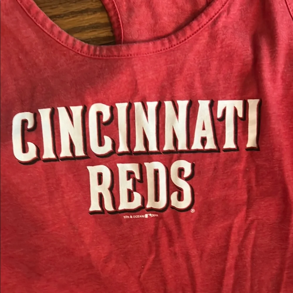 MLB Pink Tank Top Athletic Style - Picture 2 of 4